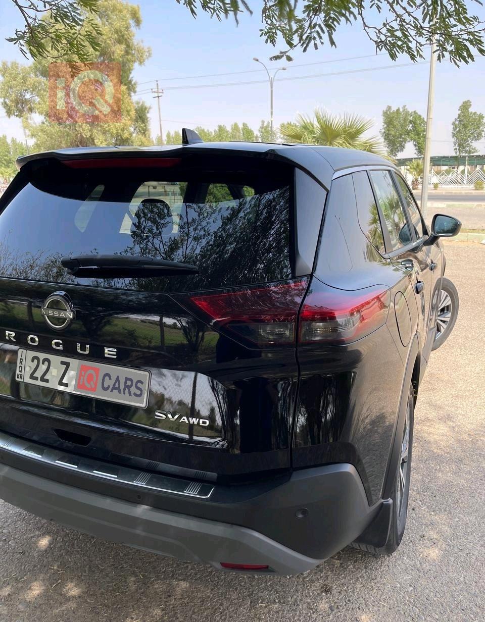 Nissan Rogue